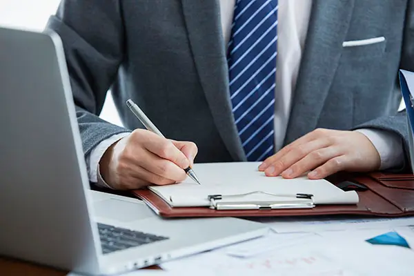 穷女孩应该怎么生活