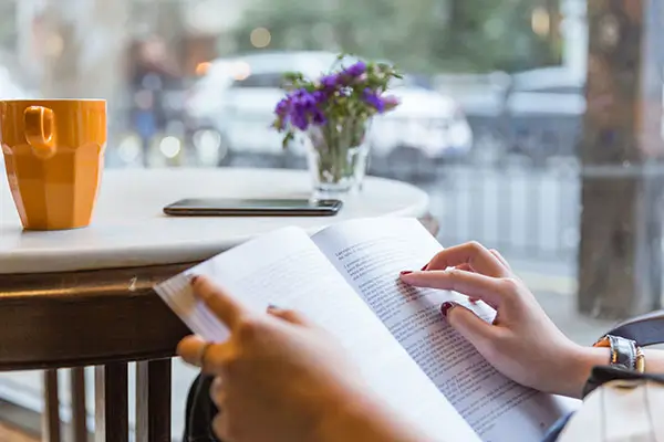 平凡的生活怎么接受