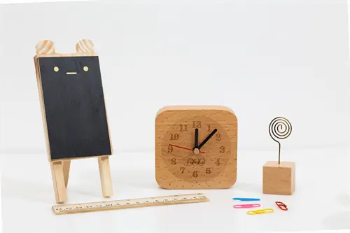 汽车生活玻璃怎么擦